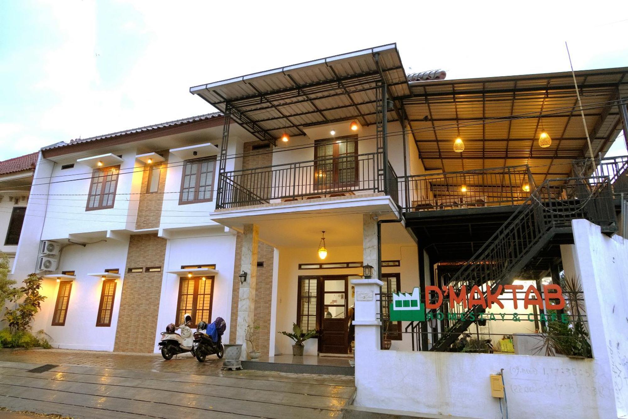 Oyo 350 D' Maktab Homestay Syariah Malang Dış mekan fotoğraf