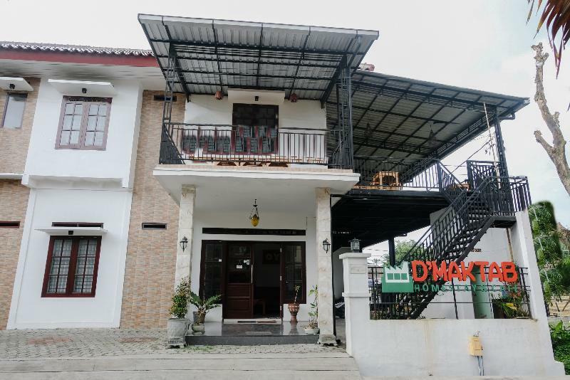 Oyo 350 D' Maktab Homestay Syariah Malang Dış mekan fotoğraf