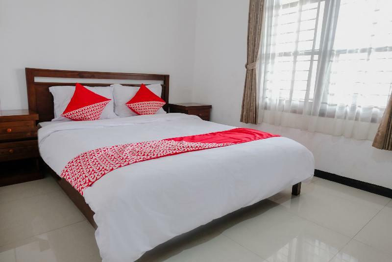 Oyo 350 D' Maktab Homestay Syariah Malang Dış mekan fotoğraf
